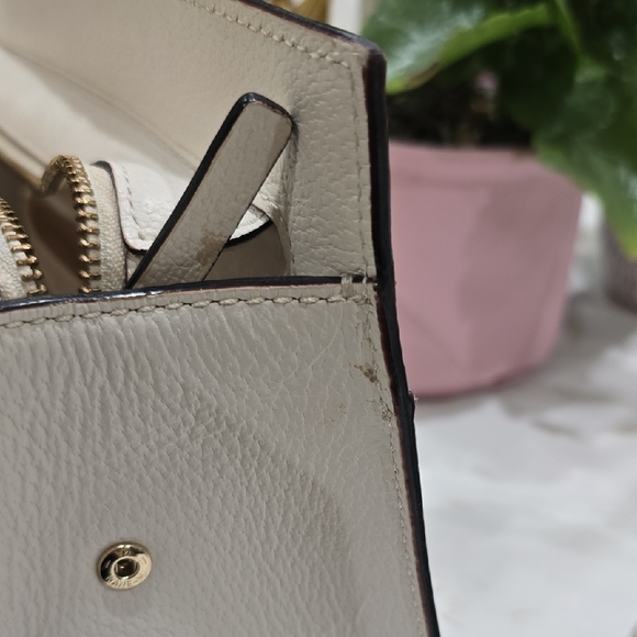Kate Spade Beige Small Caley Grove Street